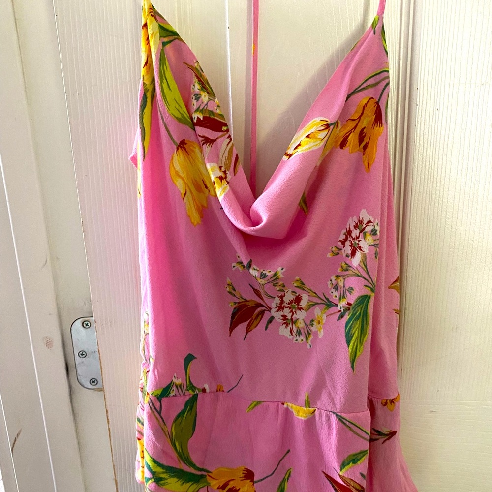 Floral tank